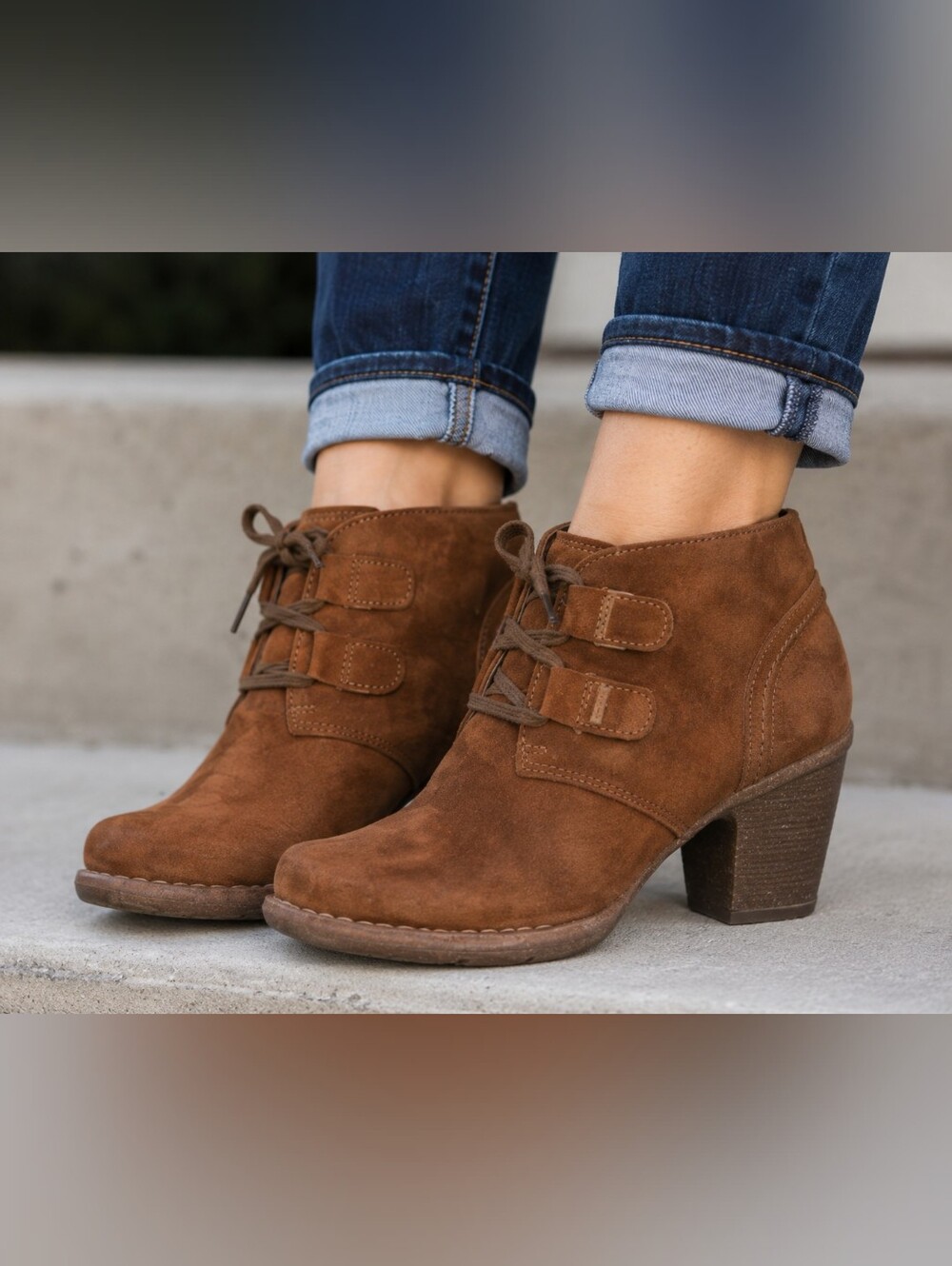 NWT CLARKS ARTISAN Carleta Lyon Brown Suede Leather Lace Up Buckle Ankle Booties